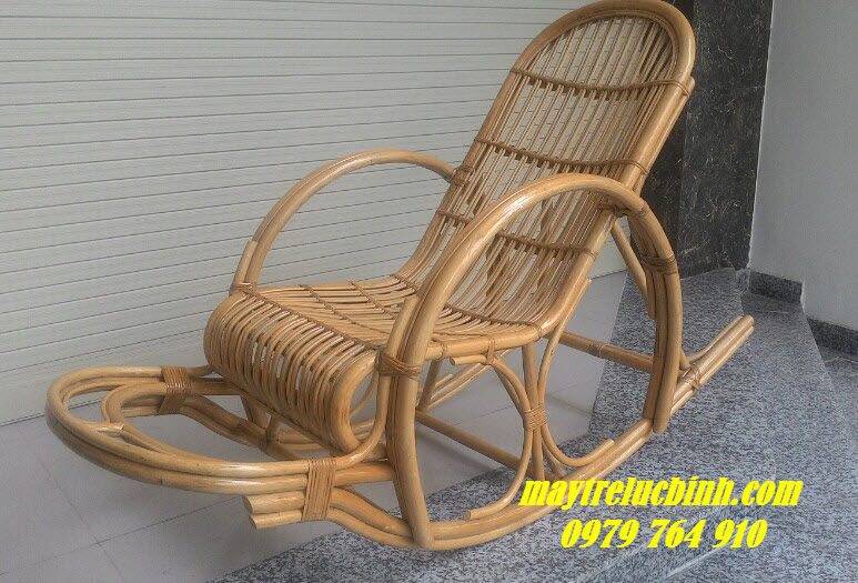    Rattan rocking chair BV831